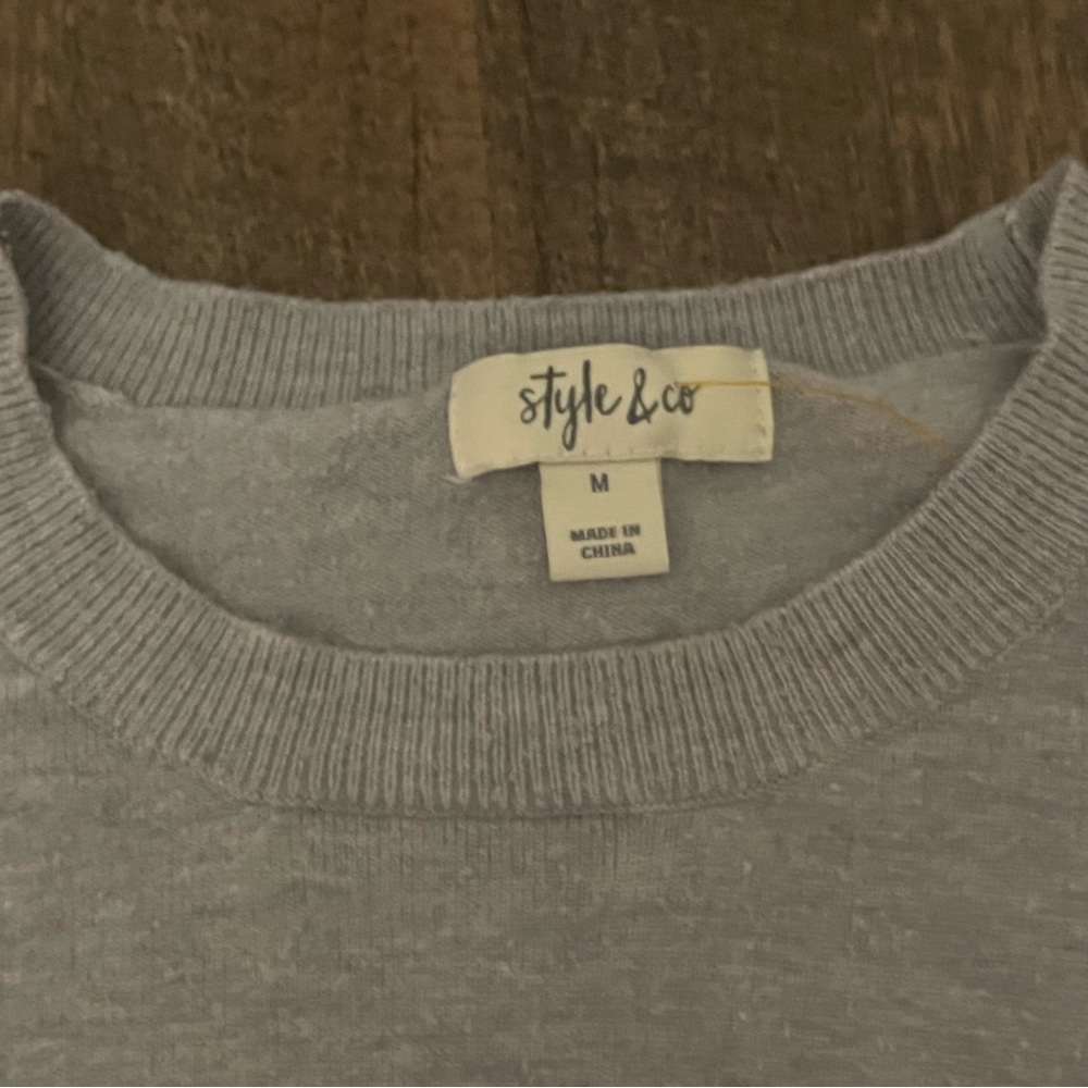 Style and co grey sweater shirt